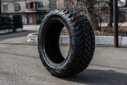 фото протектора и шины Terramax M/T Шина Sailun Terramax M/T 33/12,5 R18 118Q