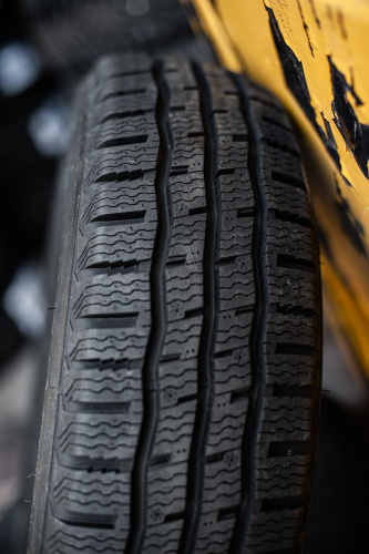 фото протектора и шины Endurе WSL1 Шина Sailun Endure WSL1 215/75 R16C 116/114R