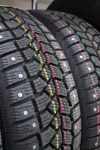 фото протектора и шины Brina Nordico V-522 Шина Viatti Brina Nordico V-522 185/55 R15 82T