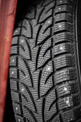 фото протектора и шины Ice Blazer WST1 Шина Sailun Ice Blazer WST1 195/65 R15 91T